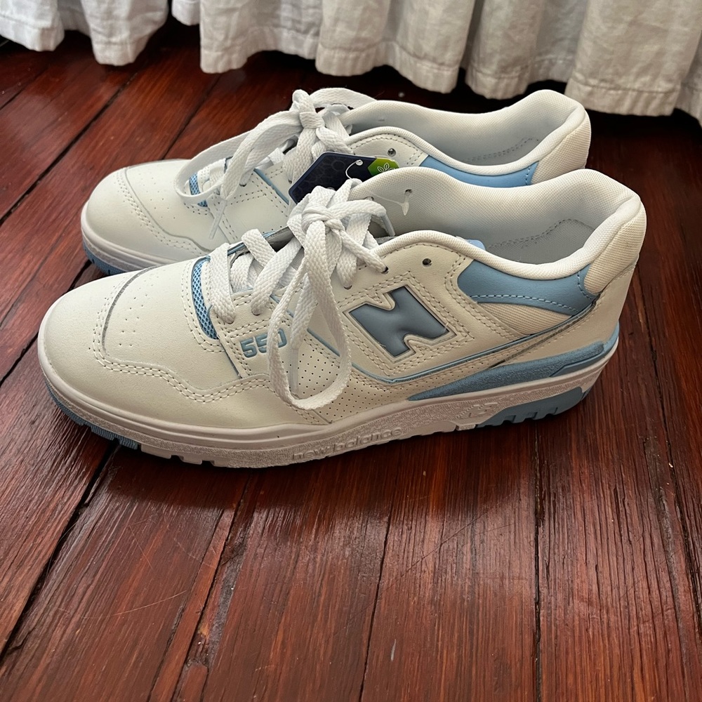 New Balance 550 Women’s Sneakers